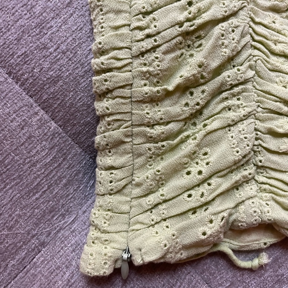 Green Tank Top - Picture 4 of 5